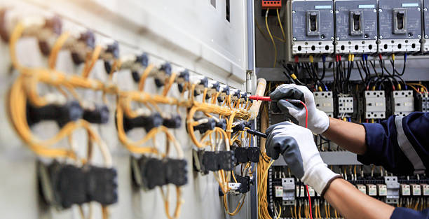 Professional Electrician technician working in Eastman, GA